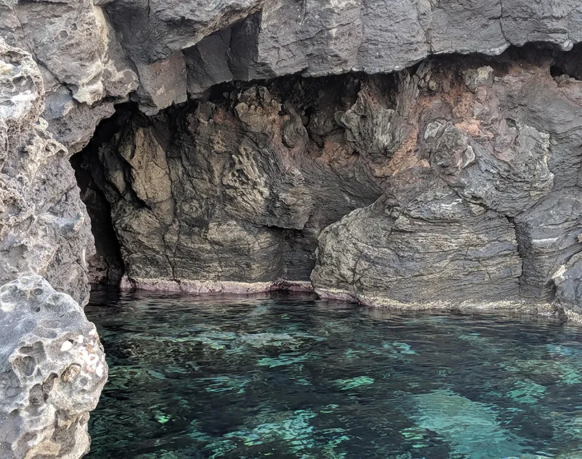 Grotto boat trip Siracusa Sicily
